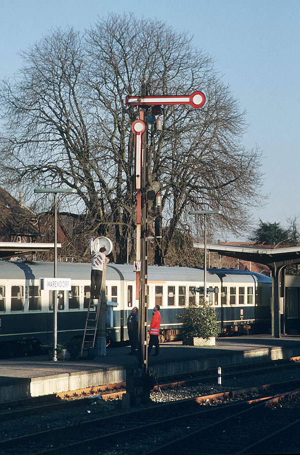 http://www.burkhard-beyer.net/DB_95_00024_b.jpg