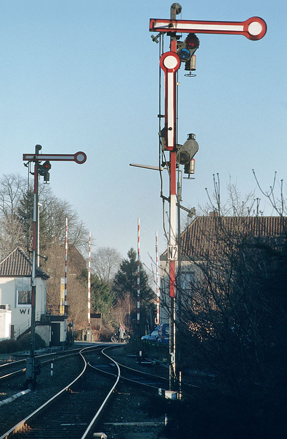 http://www.burkhard-beyer.net/DB_95_00025_b.jpg
