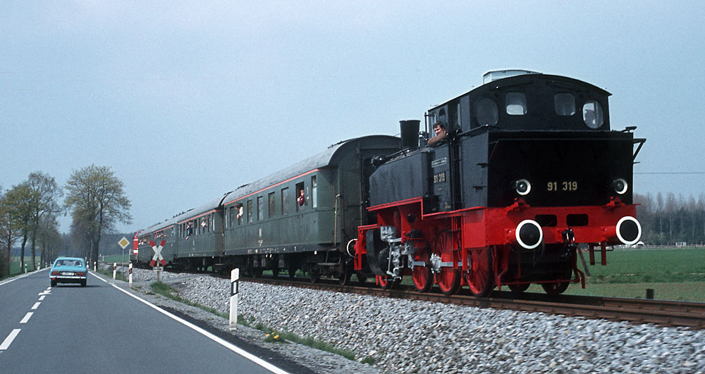 http://www.burkhard-beyer.net/WLE-Sonderfahrten/GME_82_05007_(1982-04-25)_klein.jpg