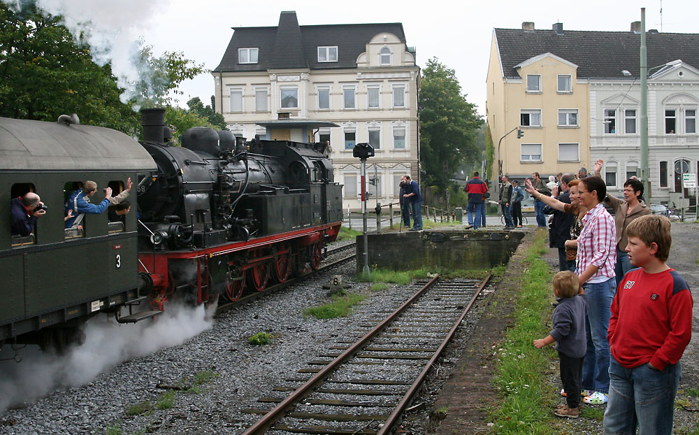 http://www.burkhard-beyer.net/WLE-Sonderfahrten/WLE08-10156_klein.jpg