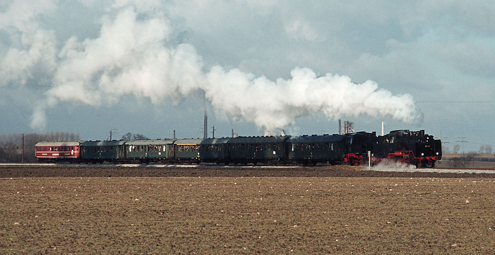 http://www.burkhard-beyer.net/WLE-Sonderfahrten/WLE_82_050xx0_bearb.jpg