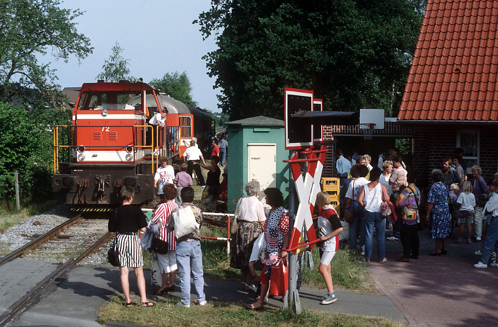 http://www.burkhard-beyer.net/WLE-Sonderfahrten/WLE_92_00002_(1992-07-12)_klein.jpg