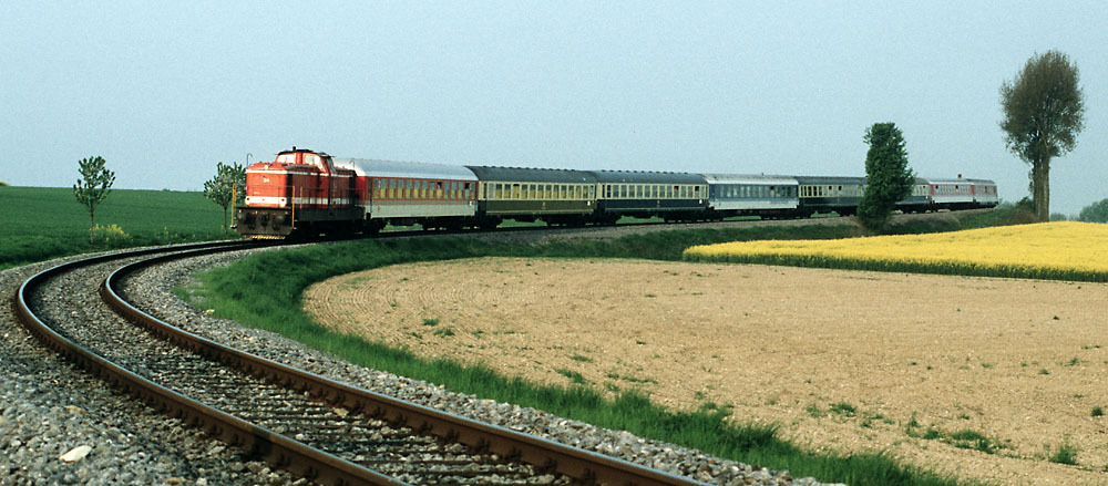 http://www.burkhard-beyer.net/WLE-Sonderfahrten/WLE_95_00002_(1995-05-06)_klein.jpg