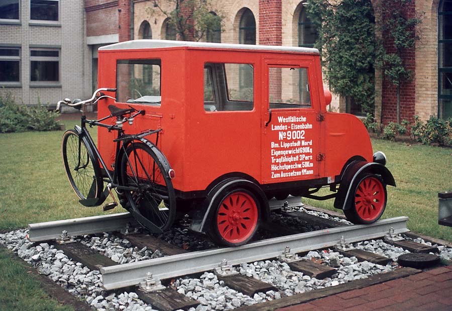 http://www.burkhard-beyer.net/WLE_81_05012_bearb.jpg